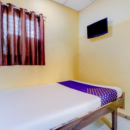 Oyo 70661 Hotel Al Makkah Managed By Hotel Paris Bombay Exterior foto
