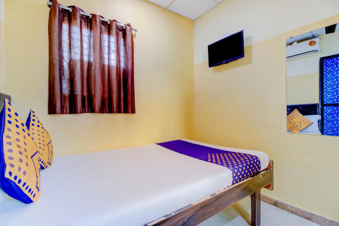 Oyo 70661 Hotel Al Makkah Managed By Hotel Paris Bombay Exterior foto